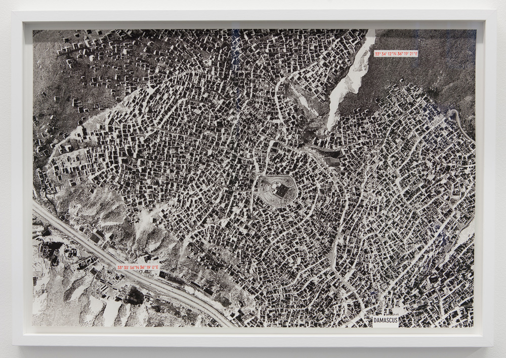 Ali Cherri, "Trembling Landscapes (Damaszek)", 2014, druk litograficzny, fot. dzięki uprzejmości artysty Imane Farès Gallery w Paryżu