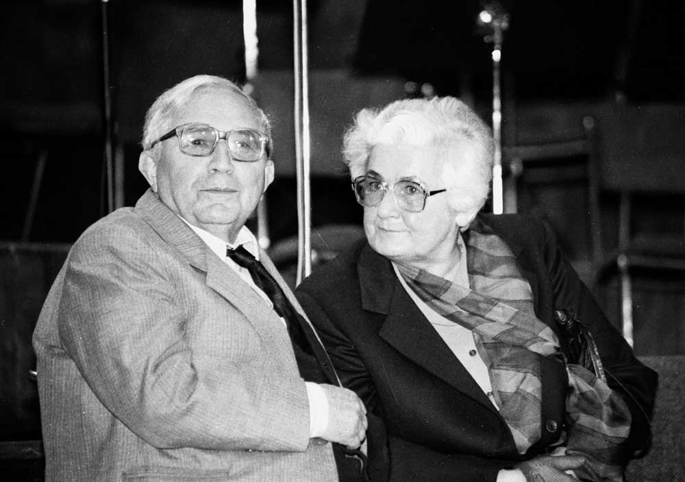 Tadeusz Różewicz z żoną, 1994, Wrocław, fot. Maciej Skawiński / Forum 