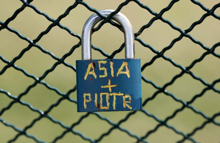 The so-called padlocks of love in Zamość, photo. Tomasz Rytych / East News