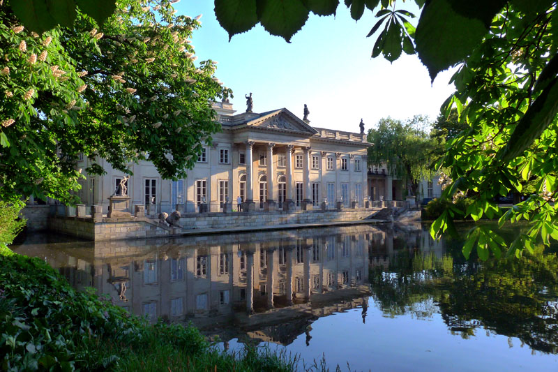 Łazienki Królewskie w Warszawie, Pałac na Wyspie, fot. Wikimedia Commons