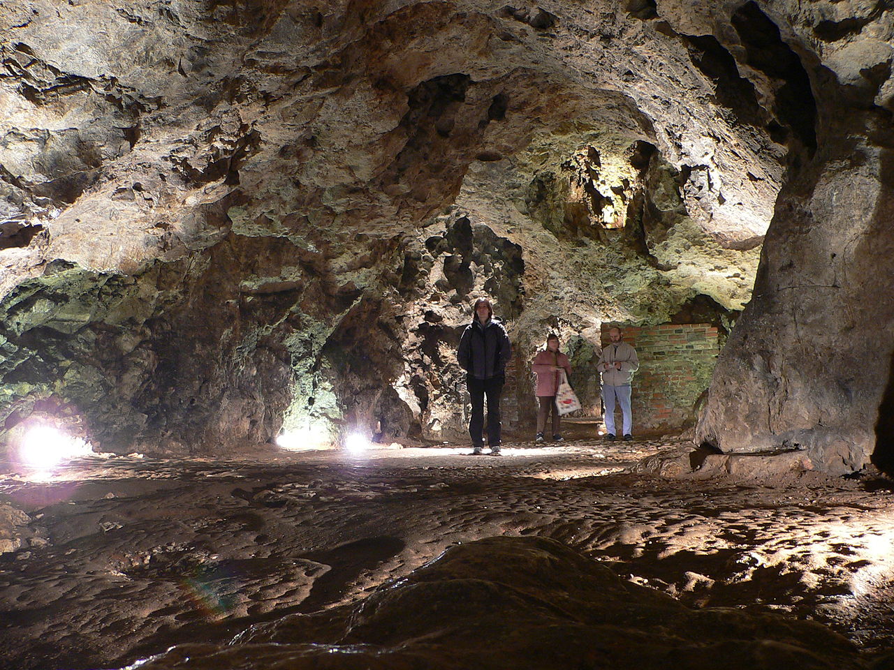 Пещера дракона под Королевским замков на Вавеле в Кракове, фото: wikipedia.org