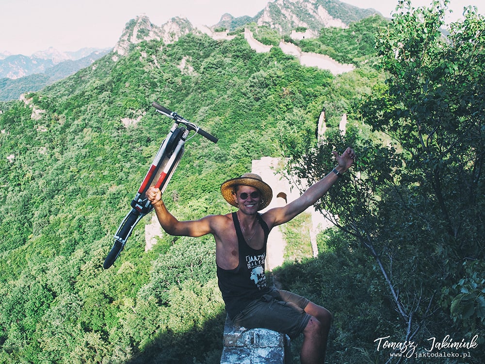 Tomasz Jakimiuk on the Great Wall of China, photo: T. Jakimiuk’s collection