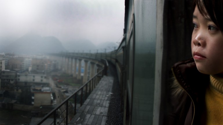 Kadr z filmu "Last train home" w reżyserii , Lixin Fan, fot. materiały prasowe dystrybutora