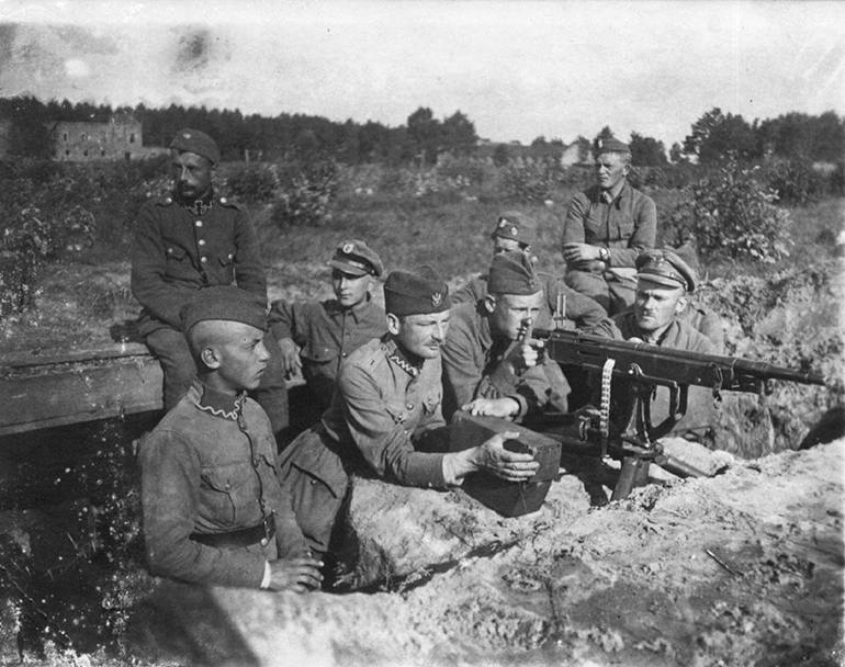 Polish outpost from August, 1920 photo:. CC / Wikimedia