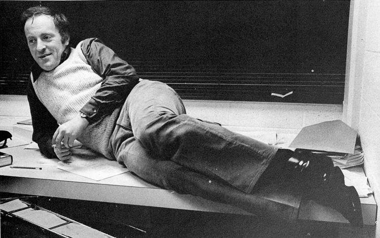Joseph Brodsky teaching at the University of Michigan, circa 1972, photo from Michiganensian 1973, p. 55, CC / Wikimedia