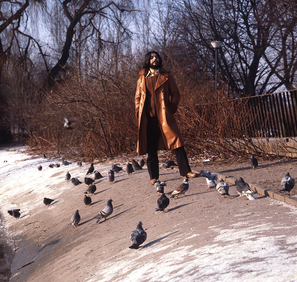 Чеслав Немен в варшавских Королевских Лазенках, 1975, фото: Мацей Мусял/PAP
