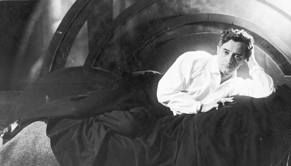 "Dziady" Adama Mickiewicza w reżyserii Aleksandra Zelwerowicza w Teatrze Narodowym w Warszawie, Józef Węgrzyn jako Gustaw-Konrad. Listopad 1927 roku