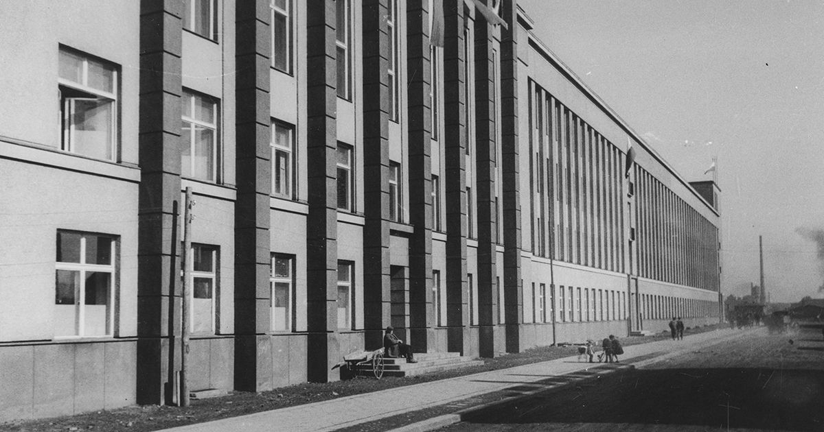 Budowniczki, planistki, projektantki i nauczycielki. Pierwsze polskie