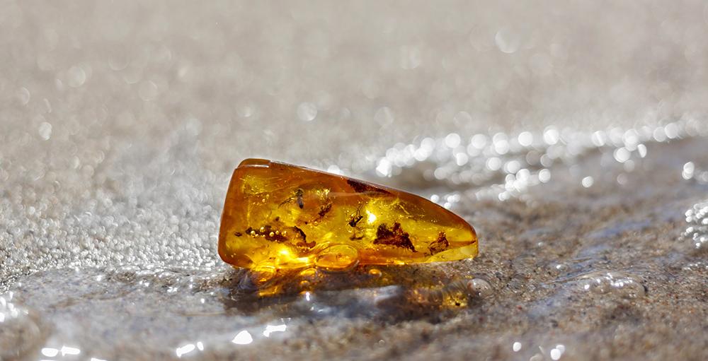 how to polish amber
