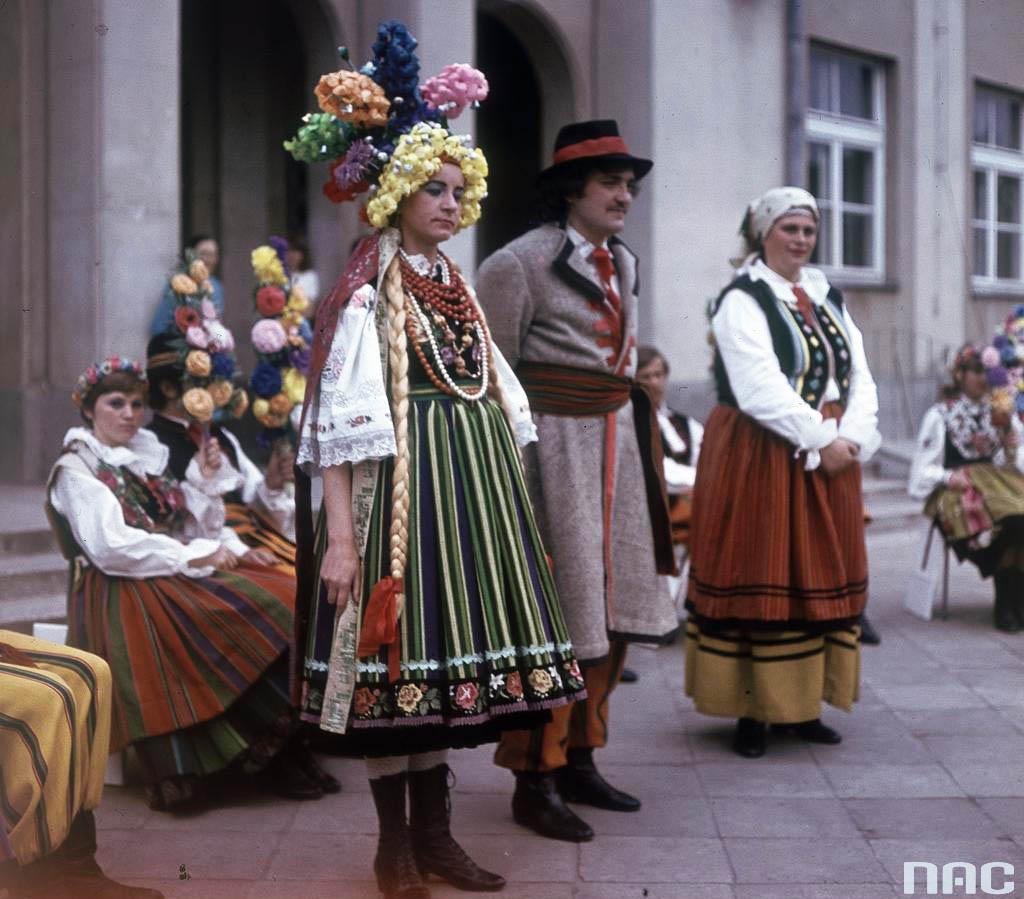 Сват, или Wedding planner. Старинные свадебные обычаи | Статья | Culture.pl