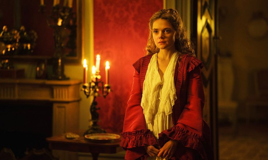 Kadr z serialu Netflixa: Izabela Łęcka