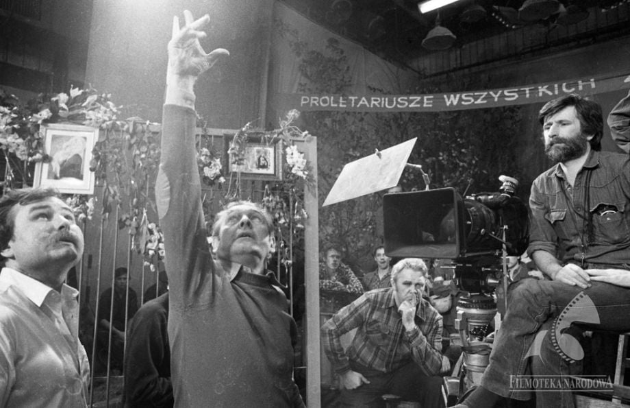 "Człowiek z żelaza" w reżyserii Andrzeja Wajdy [galeria] | Galeria