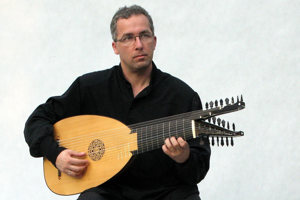 安东·贝如拉（Anton Birula），图片由鲁特琴二重奏提供