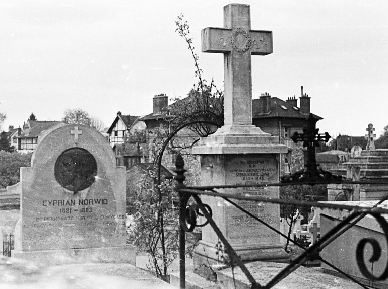 Могила Циприана Камиля Норвида на кладбище Ле-Шампо в Монморанси, Франция. Источник: Wikimedia Commons